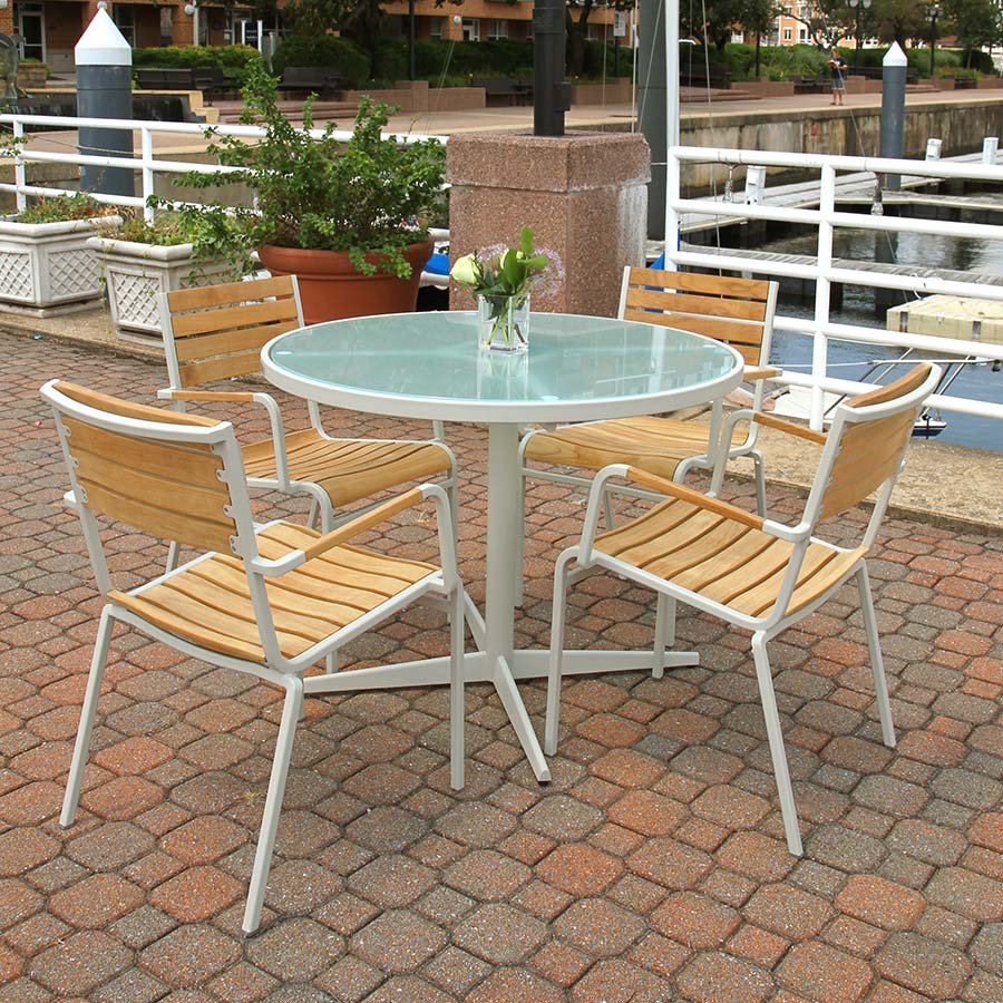Luna 40 in. round glass + steel dining table thumbnail 3