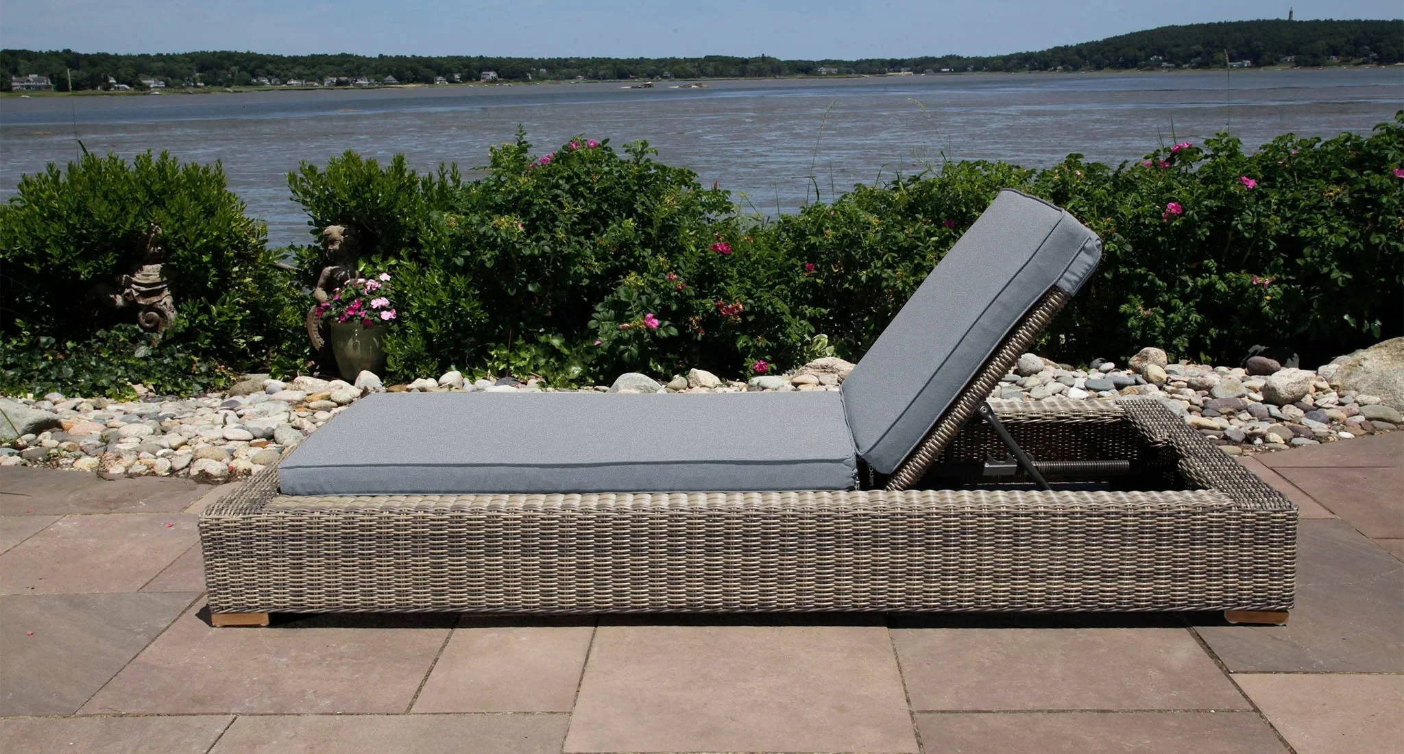 Lotus Outdoor Chaise Lounge Chair thumbnail 6