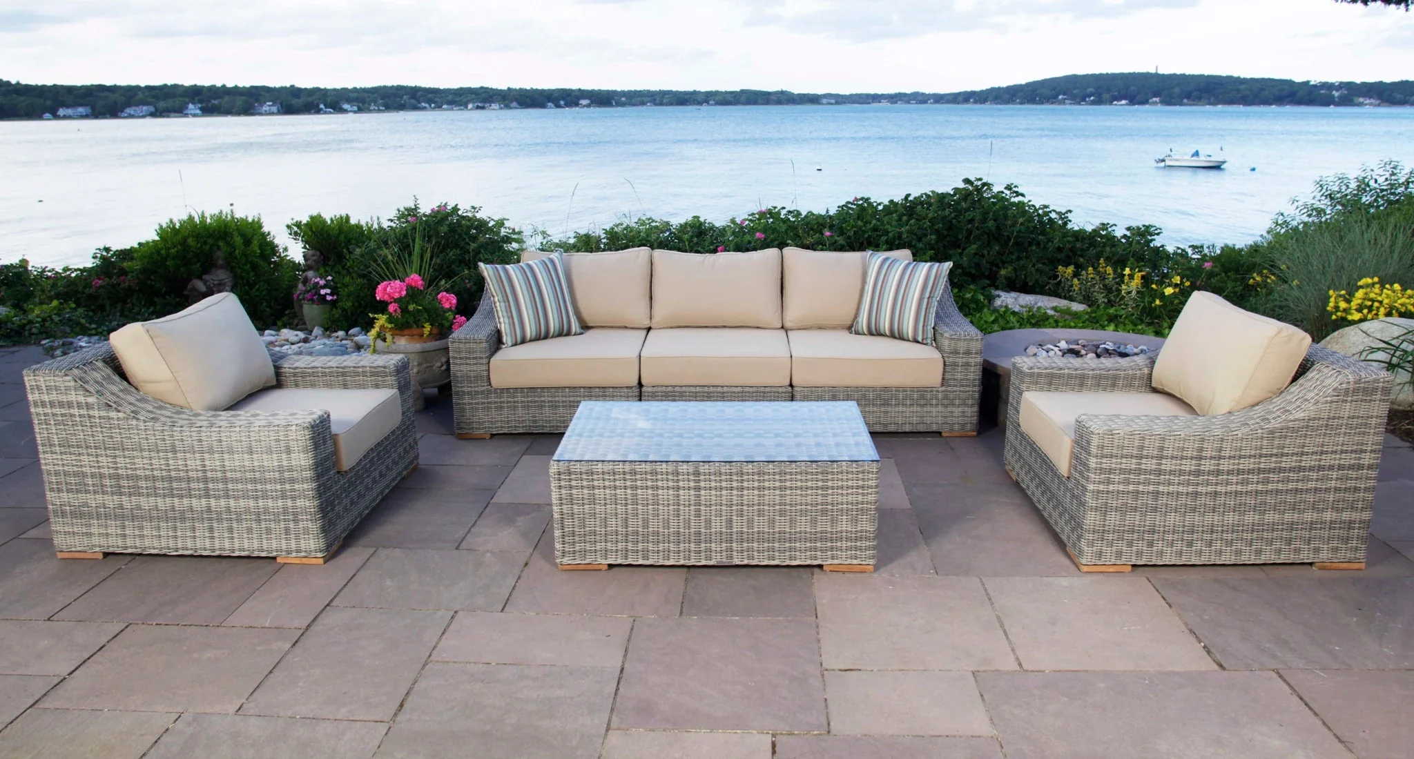 Lotus Outdoor Sofa & Club Chair Set