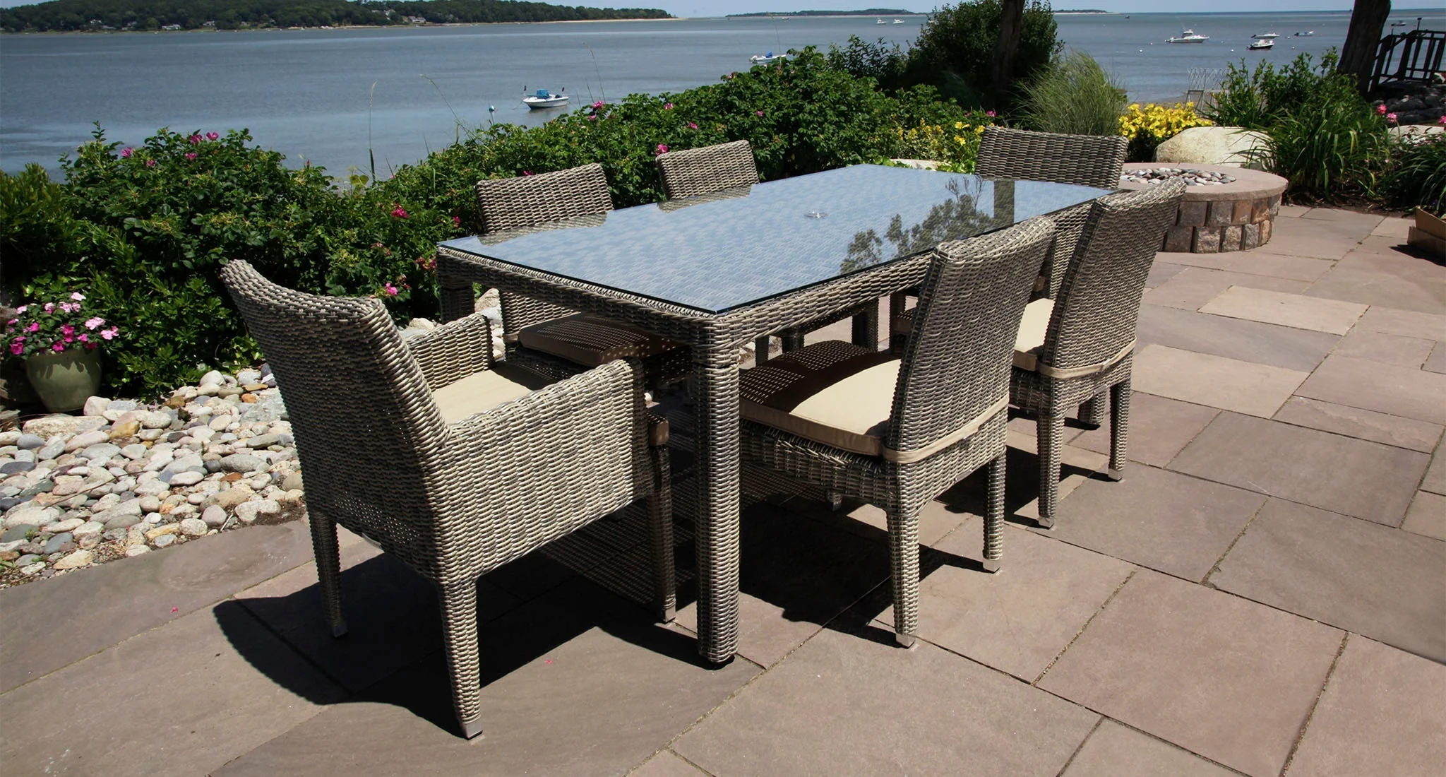 Lotus Outdoor Dining Set for 6 thumbnail 5