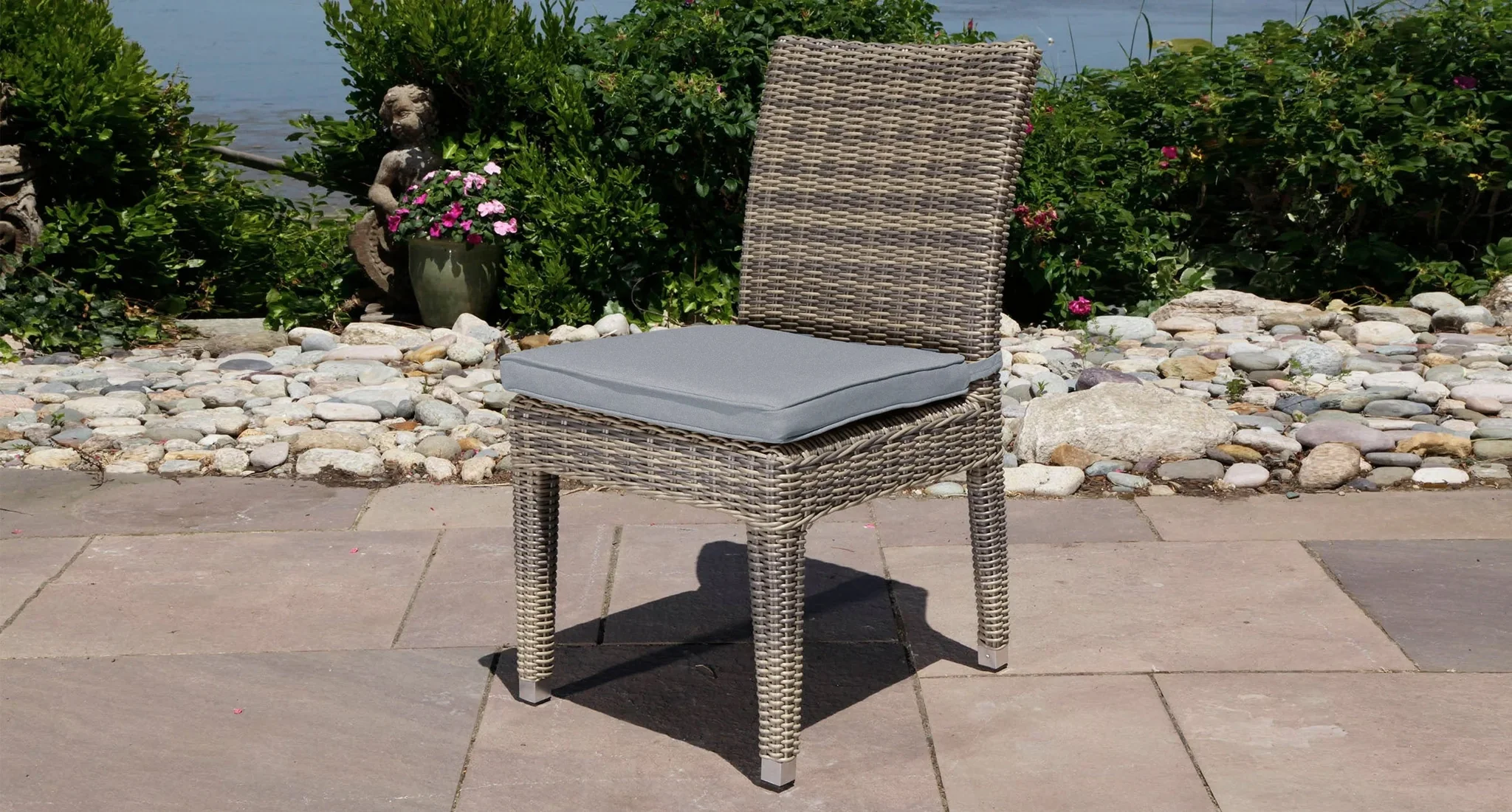 Lotus Outdoor Side Chair thumbnail 2
