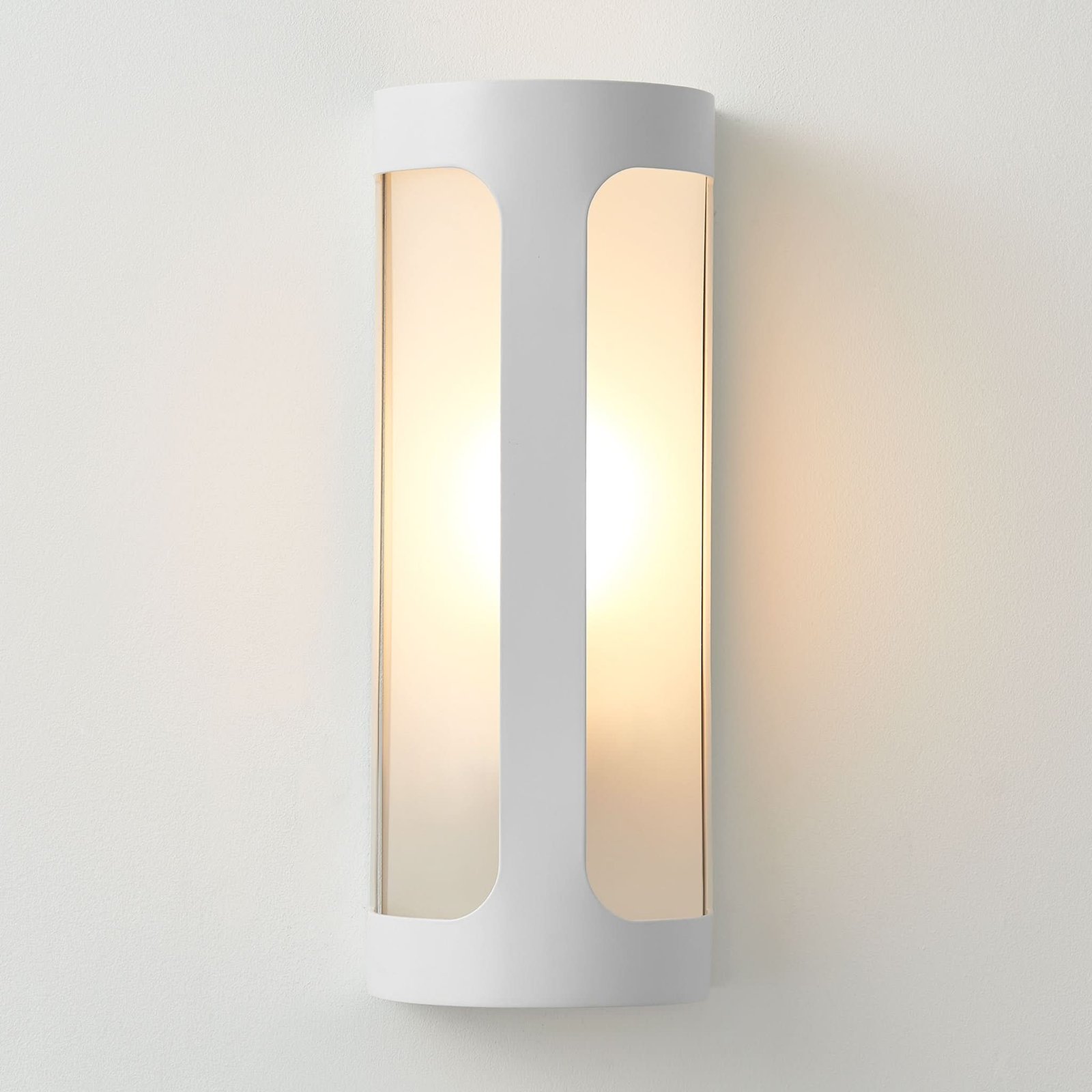 Riverside Aluminum Outdoor Sconce